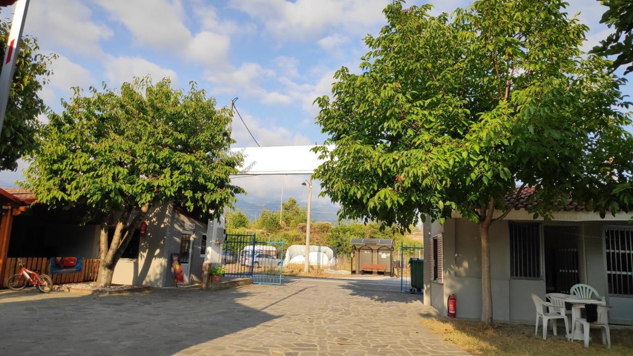 Camping Mitikas And Bungalows Plaka Litochorou Exterior foto