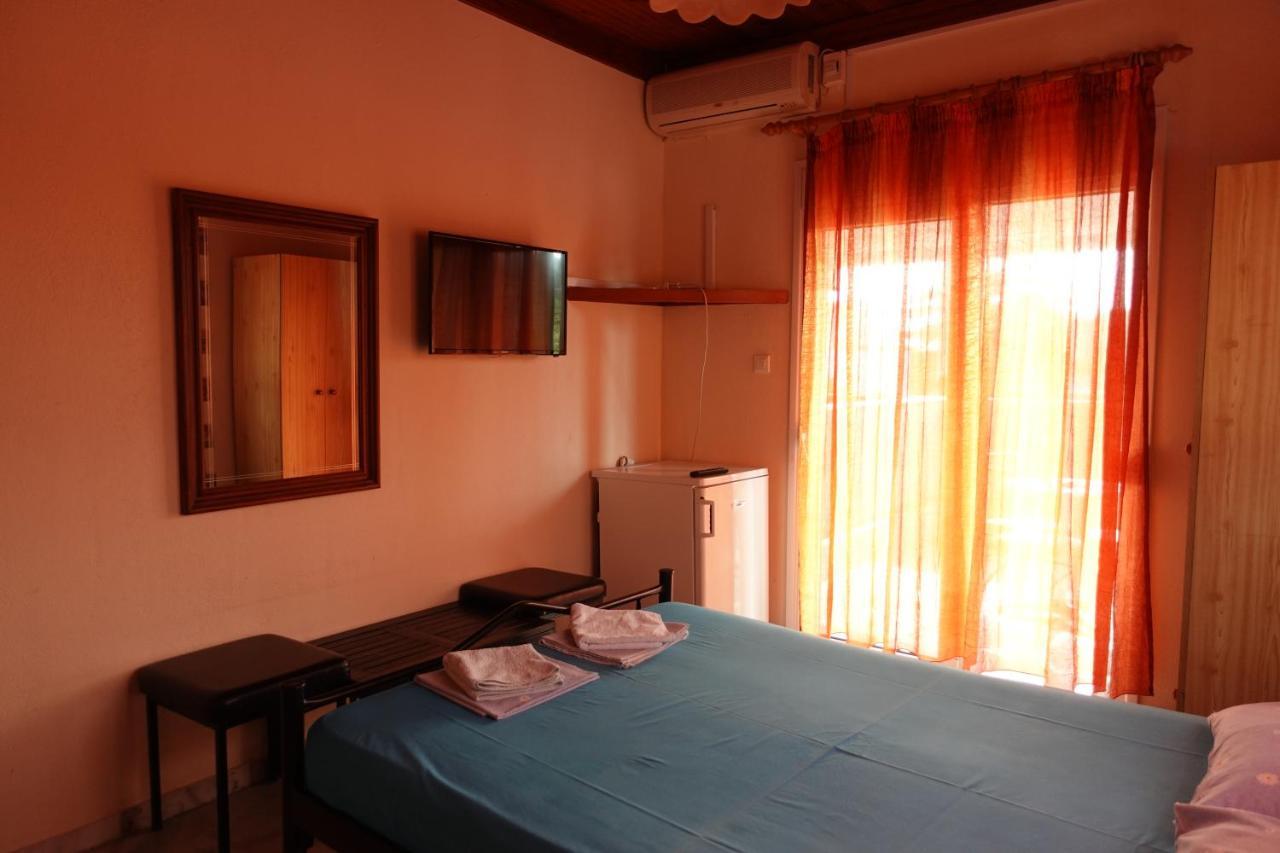 Camping Mitikas And Bungalows Plaka Litochorou Exterior foto