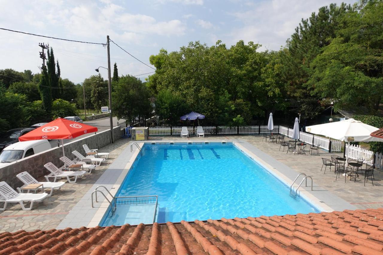 Camping Mitikas And Bungalows Plaka Litochorou Exterior foto